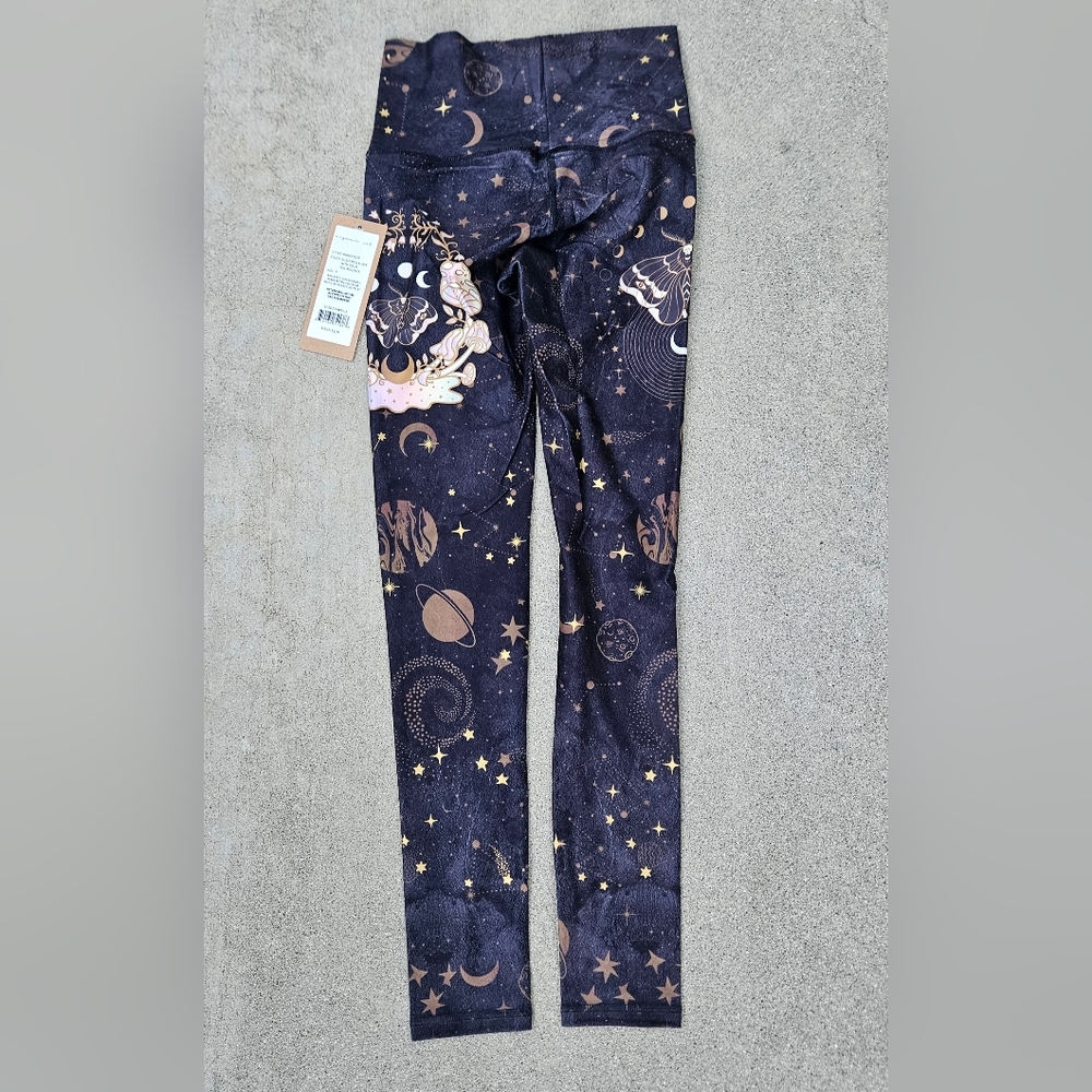 NWT NIYAMA SOL SHROOM GALAXY LEGGINGS, GOLD FOIL, GALAXY, CELESTIAL, STARS SMALL - Picture 6 of 10